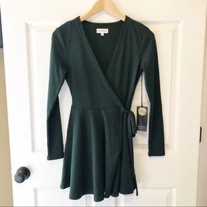 🌻 3/$25 NWT Revolve Privacy Please Wrap Dress